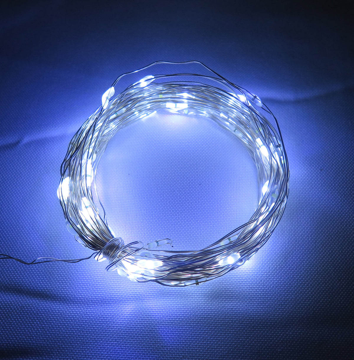 100 LED LUZ BLANCA MAGICA ALAMBRE 4.58MTS